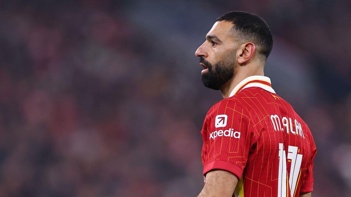 بول ميرسون: لاعب ليفربول “يخنق” محمد صلاح في الملعب