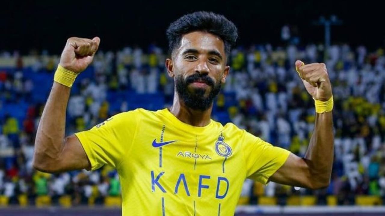 النصر يفقد جهود نجمه أمام الهلال بسبب الإيقاف