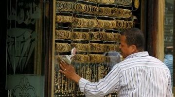 الصين تعفي واردات أمريكية.. كيف تفاعلت أسعار الذهب ؟ –  سبق 24