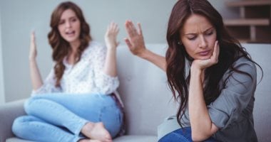 ابعد عن التوكسيك وغني له.. 5 شخصيات خليهم بره دايرة أصدقائك – سبق 24