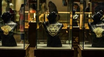 سعر الذهب اليوم الأربعاء 30-4-2025.. الجنيه الذهب بـ38080 جنيها –  سبق 24