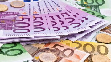 سعر اليورو اليوم الإثنين 28 أبريل 2025 في بداية التعاملات بالبنوك المصرية –  سبق 24