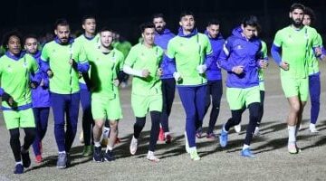 جلسة تحفيزية على هامش مران المصري استعداداً لمواجهة الزمالك –  سبق 24