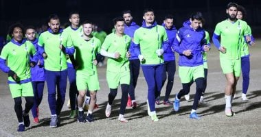 جلسة تحفيزية على هامش مران المصري استعداداً لمواجهة الزمالك – سبق 24