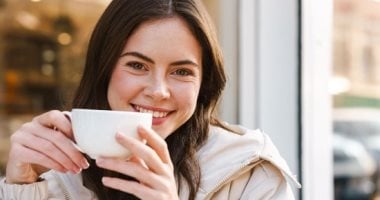 أبراج شكلها في العشرينات رغم إنها عدت الأربعين.. دايما محافظين على شبابهم  –  سبق 24