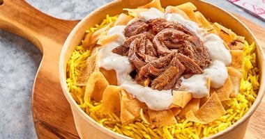 طريقة عمل فتة شاورما الدجاج بالأرز الأصفر – سبق 24
