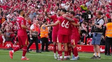 موكب تتويج ليفربول بالدوري الإنجليزي يجوب شوارع المدينة فى 26 مايو –  سبق 24