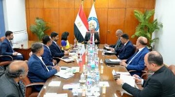 وزير البترول: استراتيجيتنا ترتكز على تنفيذ مشروعات تصنيع المنتجات عالية الجودة والقيمة  –  سبق 24