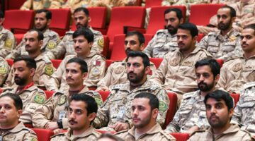 القوات الجوية تنفذ عمليات الإسناد والإنقاذ في مناورات “علم الصحراء”