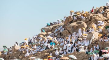 بهوية جديدة وذكية.. وزارة الحج والعمرة توزع بطاقة نسك لحجاج 1446هـ