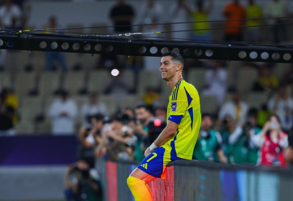 تفاعل صغيرة رونالدو مع هدف والدها في مباراة النصر ويوكوهاما- فيديو 