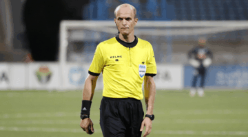 صدام ناري تحت إدارة أردنية.. أدهم مخادمة يقود كلاسيكو الهلال والأهلي غدًا!