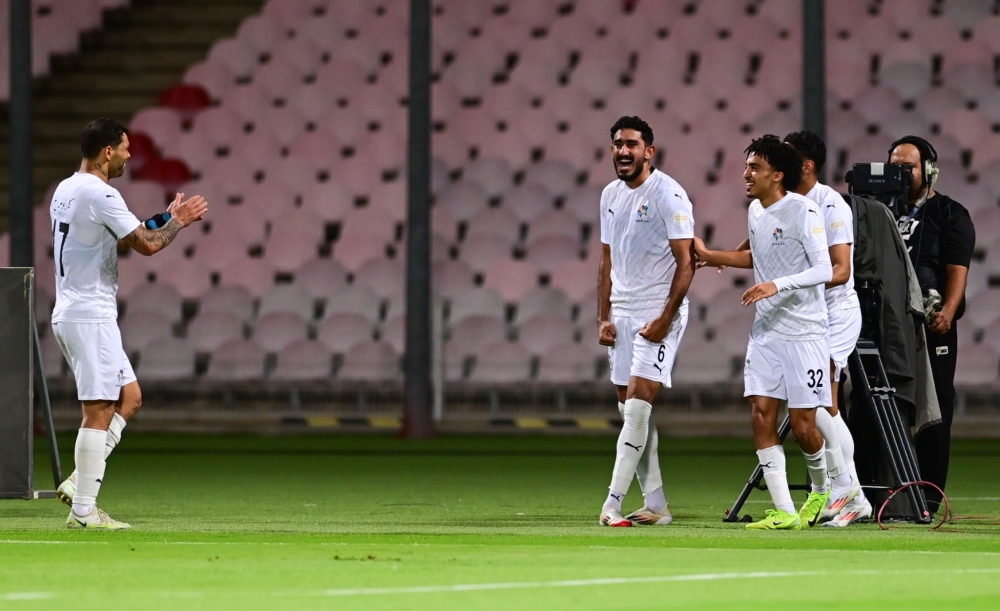 نيوم يتوج بلقب دوري يلو بسداسية في شباك جدة