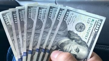 سعر الدولار اليوم الخميس في البنوك والسوق السوداء 22 – 5 – 2025