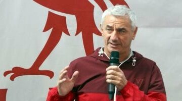 إيان راش: محمد صلاح أسطورة حقيقة لليفربول –  سبق 24
