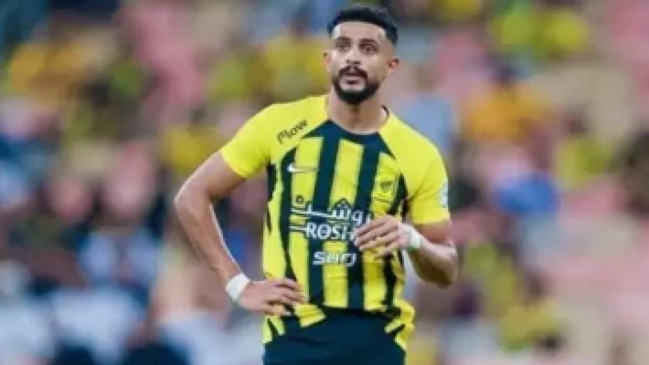 النصر يطلب 60 مليون ريال لبيع العمري وقرار الاتحاد مازال معلقًا