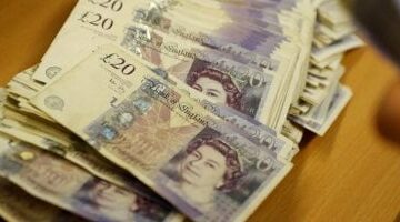 سعر الجنيه الاسترليني يتراجع منتصف تعاملات اليوم الأربعاء 14-5-2025   –  سبق 24
