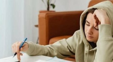 استعد للامتحانات.. 5 حيل سهلة لمراجعة المواد الدراسية –  سبق 24