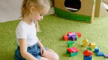 يوم التوعية بالصحة النفسية للأطفال.. 5 خطوات لحماية ابنك من أثار التنمر  –  سبق 24