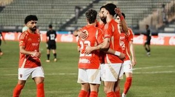 نهاية الشوط الأول.. بتروجت يحول تأخره أمام الأهلي بثنائية للتعادل الإيجابي 2/2.. صور  –  سبق 24