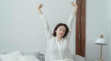 7 فوائد للاستيقاظ مبكرًا بشكل يومى.. أهمها الحفاظ على صحة البشرة –  سبق 24