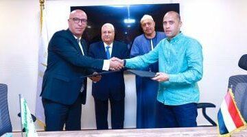 البنك الزراعي المصري يوقع بروتوكول تعاون لتمويل صغار المربين لشراء رؤوس الماشية المحسنة وراثياً بعائد 5% ولمدة 5 سنوات –  سبق 24