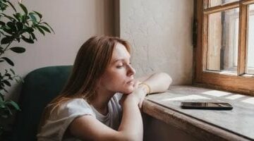 لو بتسأل نفسك إنت لسه سنجل ليه؟.. 5 نقاط هتساعدك في الإجابة –  سبق 24