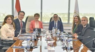 وزير الاستثمار يلتقى رئيسة البنك الأوروبى لتعزيز الاستثمارات الأوروبية فى مصر –  سبق 24
