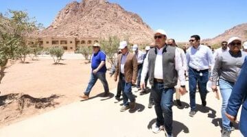 وزير الإسكان يتفقد سير العمل بمنطقة الزيتونة ضمن تطوير موقع “التجلى الأعظم” –  سبق 24