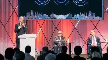 وزير الاتصالات: إتاحة أكثر من 180 خدمة حكومية من خلال منصة مصر الرقمية –  سبق 24