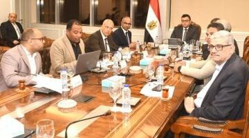 وزير الإسكان يتابع منظومة مياه الشرب بمدن شرق وغرب القاهرة استعدادا لفصل الصيف –  سبق 24