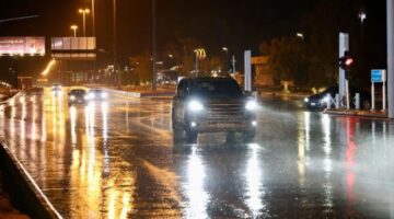 طقس الجمعة.. أمطار رعدية متباينة الشدة على أجزاء من 10 مناطق