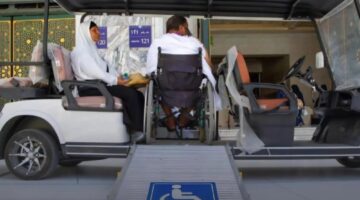 مساحات مخصصة وعربات.. خدمات متكاملة للتيسير على الحجاج ذوي الإعاقة