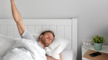 جدول ثابت.. 7 استراتيجيات مختلفة تساعدك على النوم جيدًا