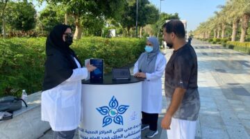 ”حُج بصحة“.. مستشفى الملك فهد بجدة يُكثّف التوعية الميدانية لحج آمن