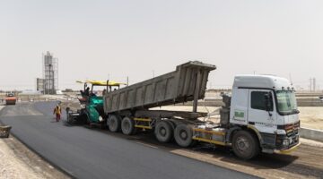 بطول 2.9 كم.. انتهاء أعمال تمهيد لإنشاء ازدواجي طريق مكة بالخفجي