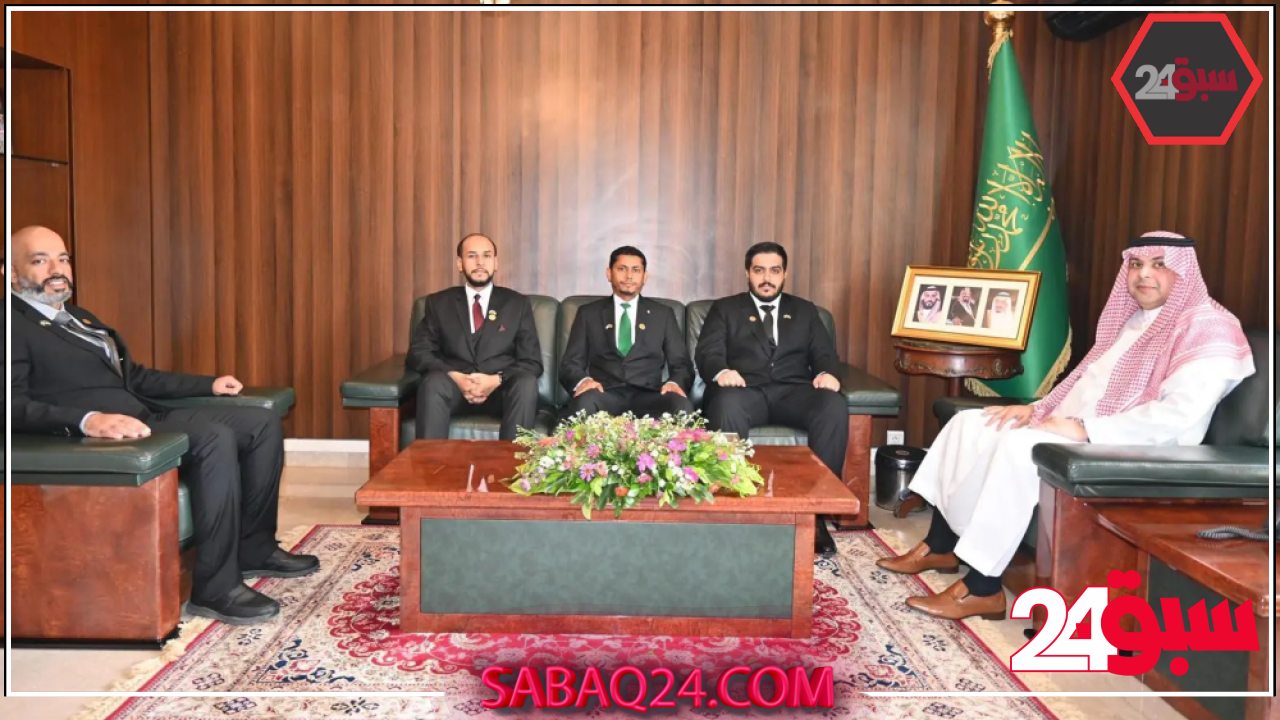 سفير خادم الحرمين لدى كوت ديفوار يستقبل فريق مبادرة “طريق مكة”