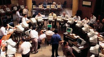 مشتريات محلية وأجنبية تقود صعود مؤشرات البورصة بمنتصف التعاملات –  سبق 24