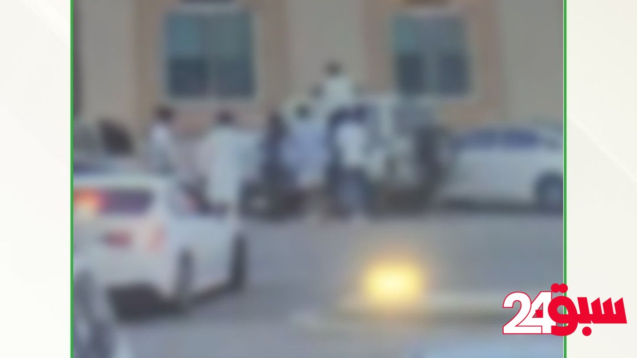 المرور يكشف تفاصيل فيديو تجمع أشخاص حول مركبة أمنية بالقصيم
