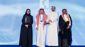 لين تحصد جائزة القيادة في الرعاية الافتراضية بمؤتمر MENA Telehealth 2025