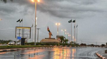 أمطار ورياح نشطة على منطقة جازان حتى الثامنة مساء 