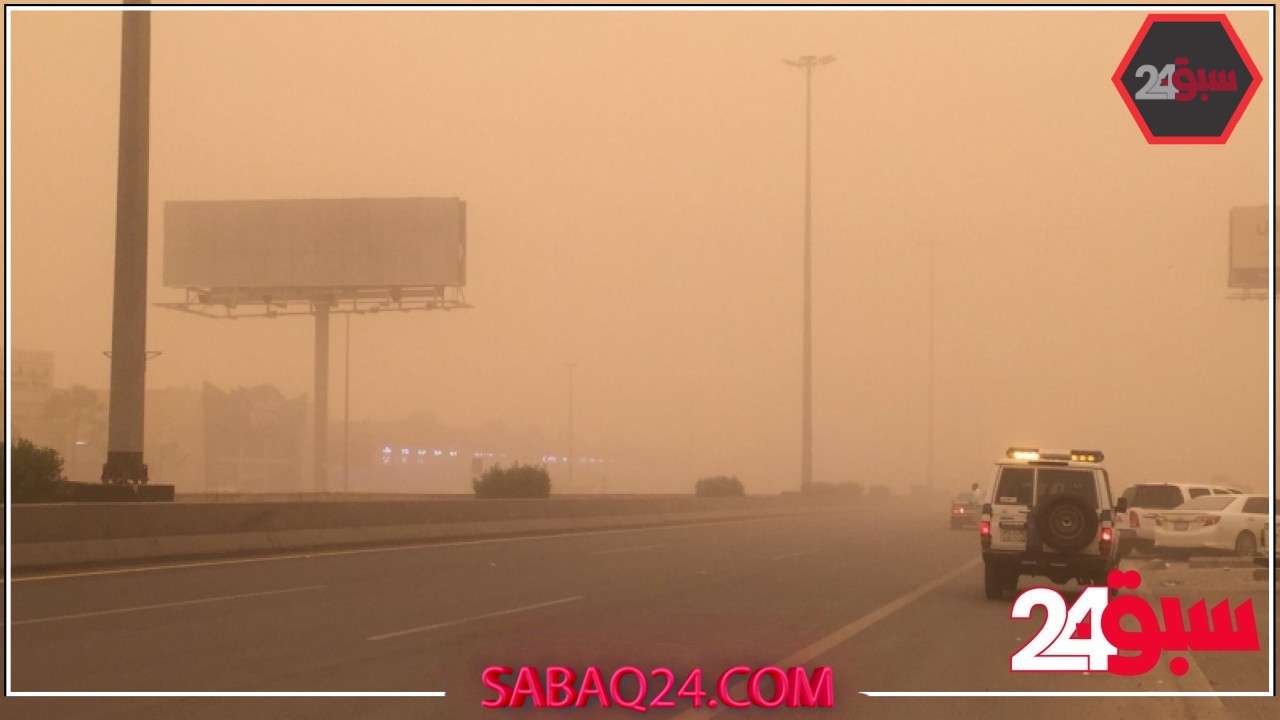 رياح وأتربة مثارة على منطقة نجران حتى المساء