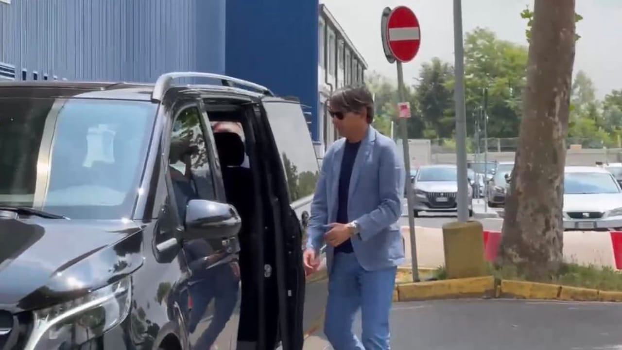 إنزاغي يستعد للسفر إلى الرياض بطائرة خاصة.. فيديو يوثق اللحظات الأولى