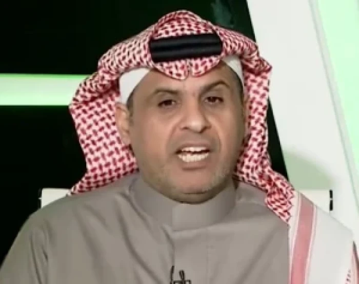 الدبيخي يشيد بسلمان الفرج لاعب الهلال السابق في تغريدة بعد تصريحاته الأخيرة