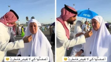 لحظة تأثر مذيع بلقاء حاجة مصرية تروي قصة قدومها للحج بعد وفاة زوجها