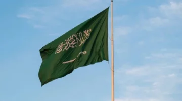 السعودية تدين العدوان الإيراني على قطر وتعلن تضامنها الكامل مع الدوحة