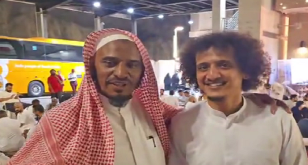 الشيخ سليمان الجبيلان والنجم عموري يشعلان مواقع التواصل في عيد الأضحى بفيديو مميز