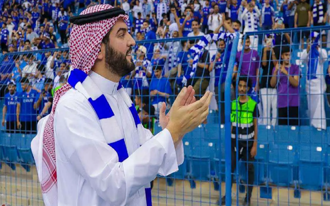 فهد بن نافل بلغة الأرقام: إنجازات غير مسبوقة تضعه في الصدارة