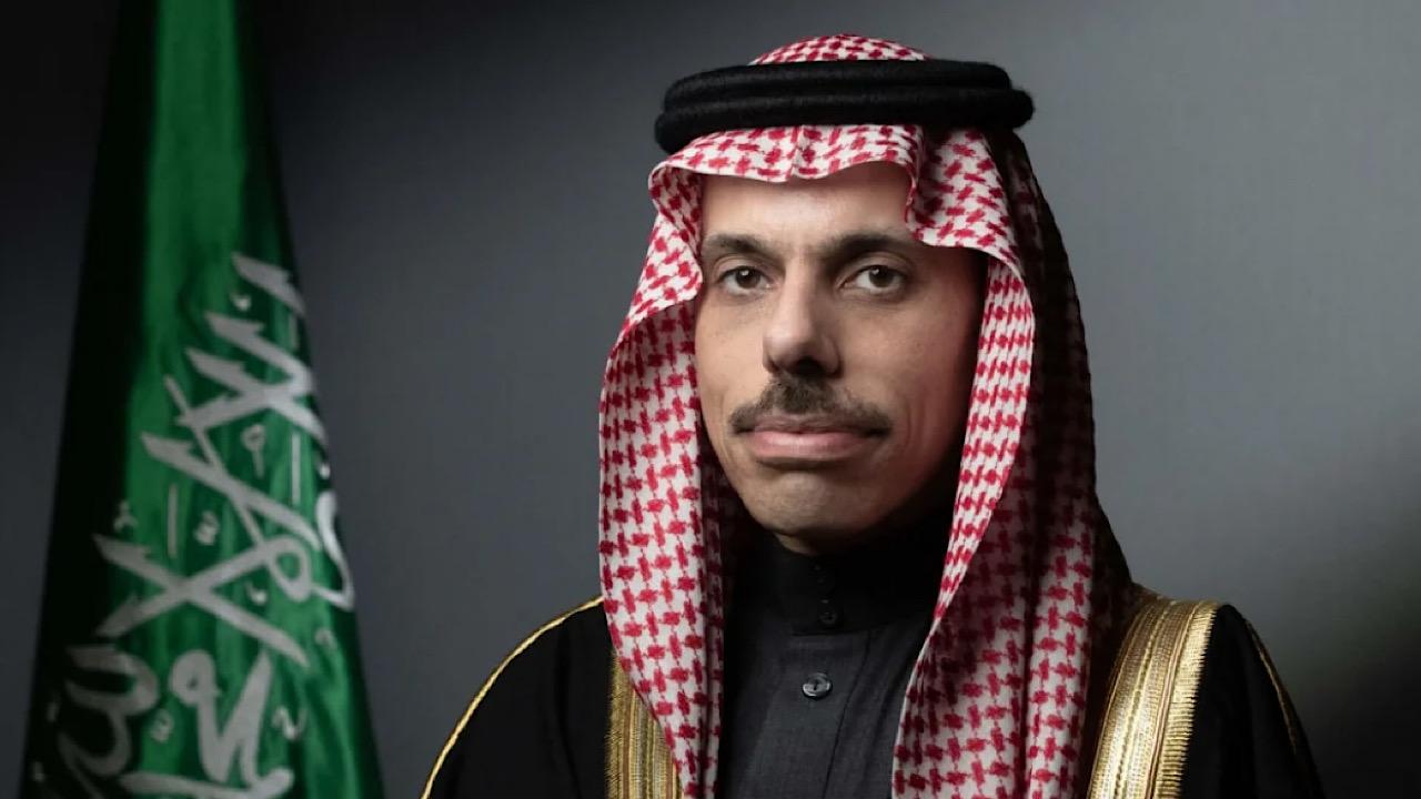وزير الخارجية السعودي يتلقى اتصالًا مهمًا من نظيره الأمريكي لبحث تطورات المنطقة