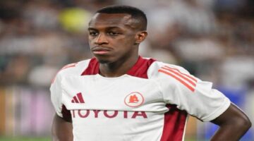 سعود عبدالحميد على رادار الهلال مجددًا بطلب خاص من إنزاغي